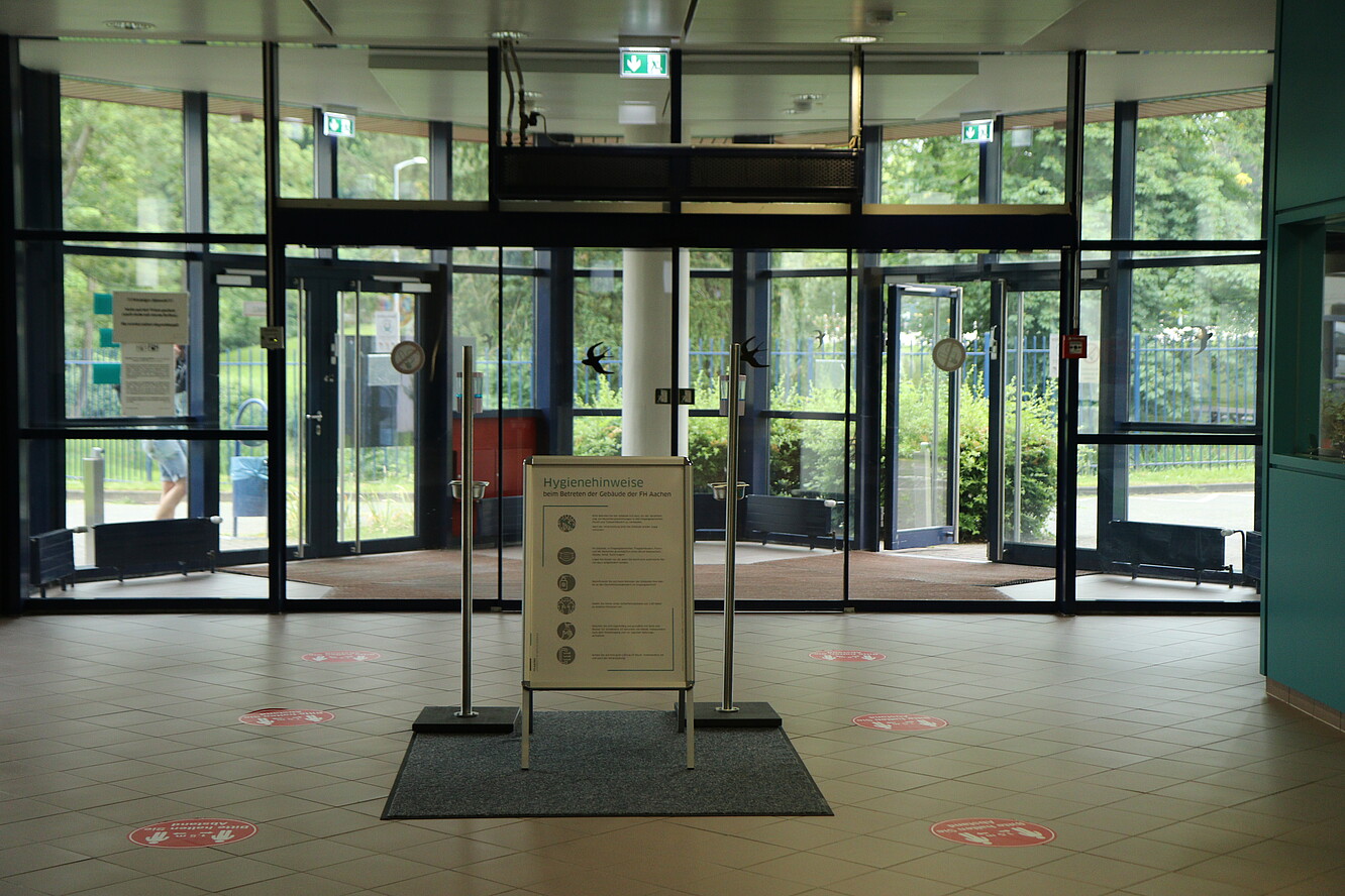 Foyer at the Faculty of Electrical Engineering and Information Technology